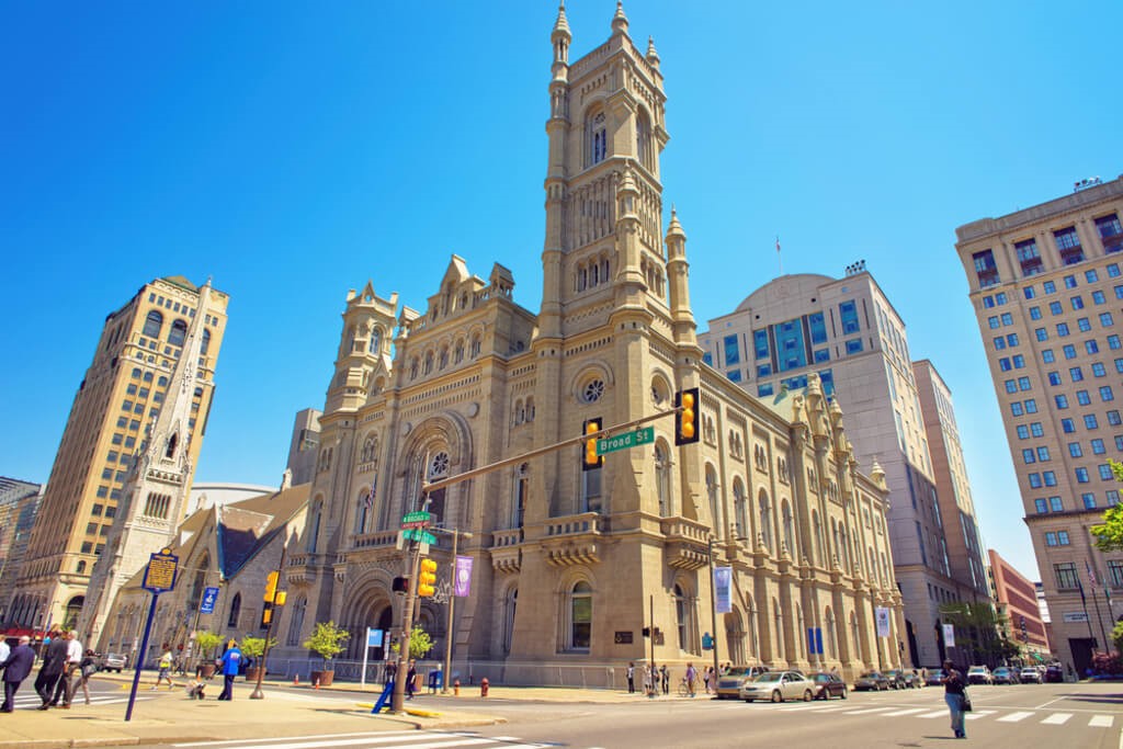 How Long Does A Masonic Funeral Last