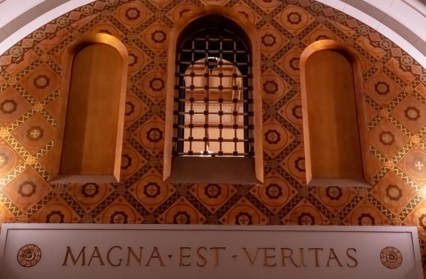 Catholic Saint For Masons In Freemasonry